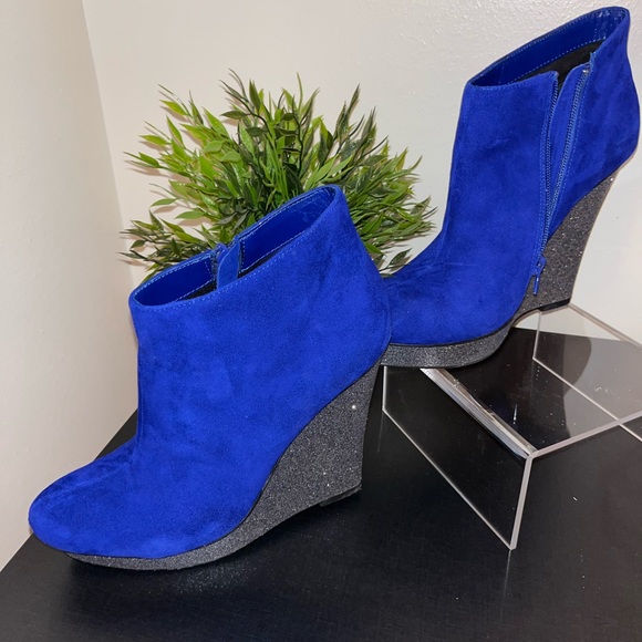 Suede Wedge Bootie - Picture 4 of 5